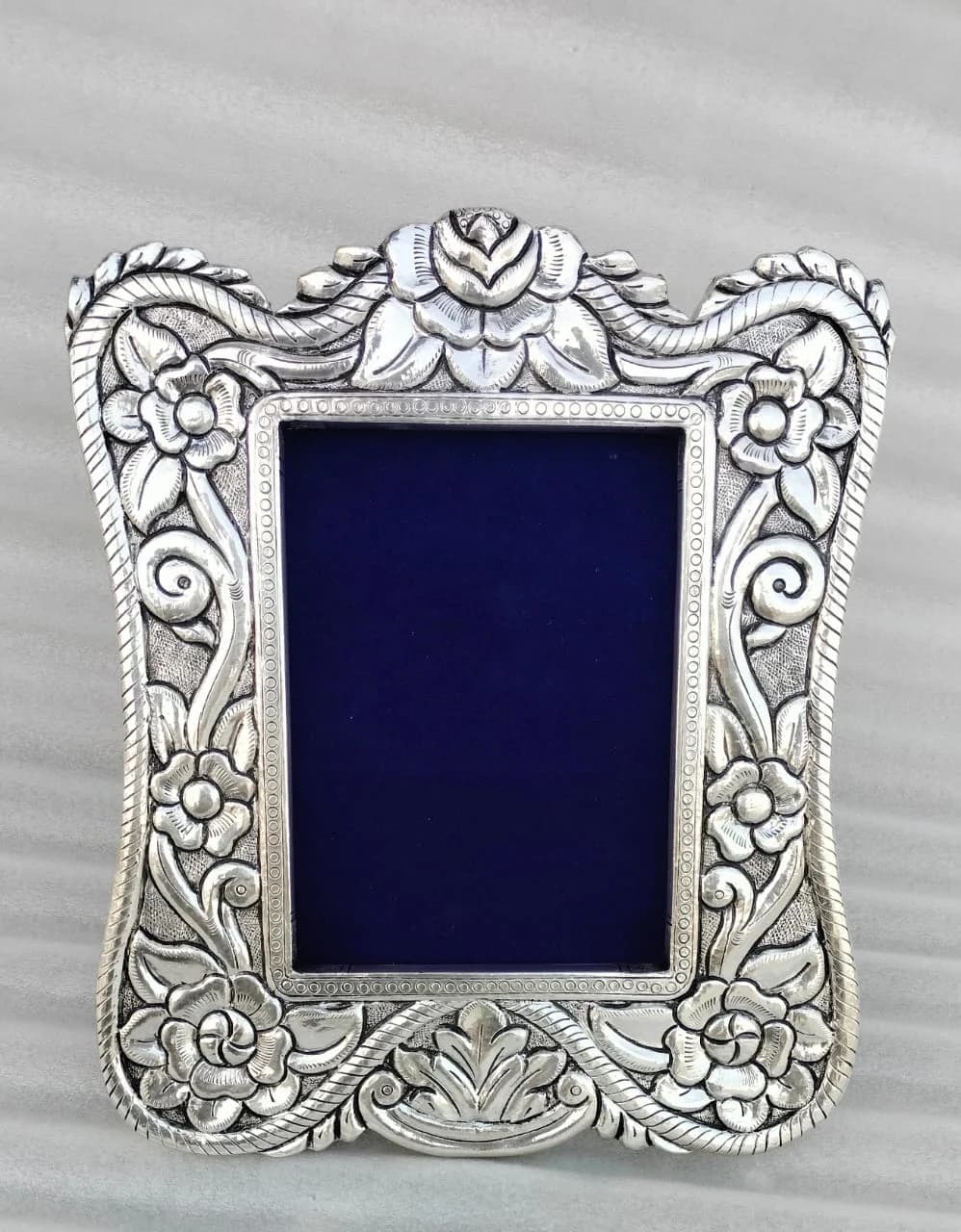 Frame of Roses 999