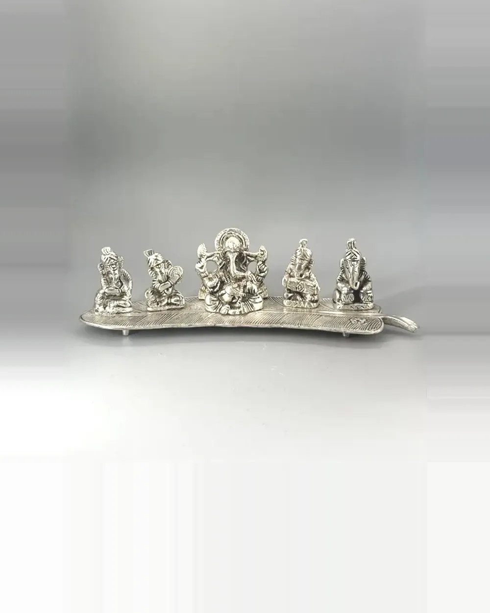Musical Ganeshas