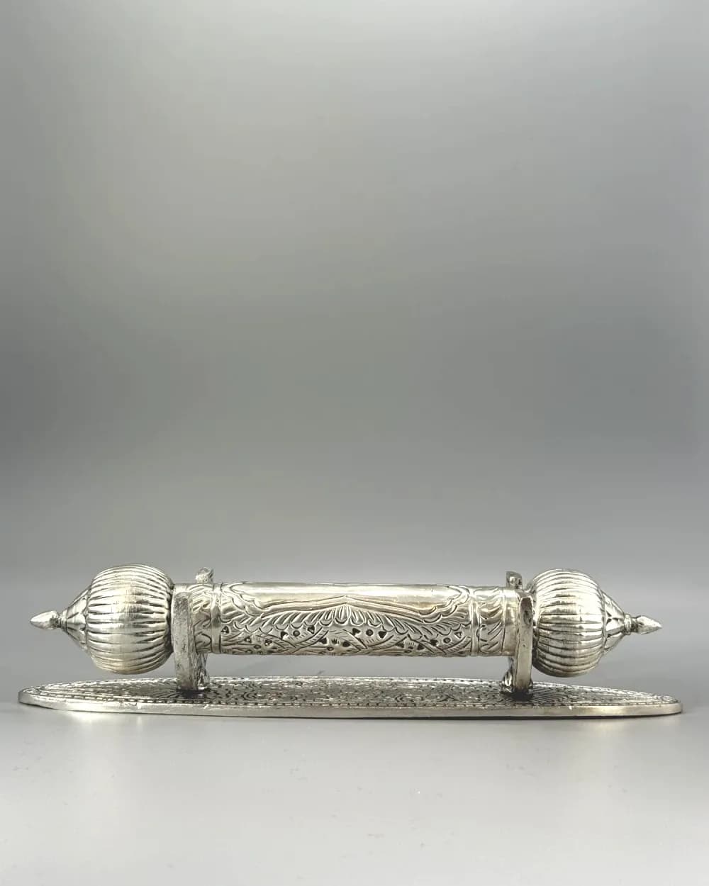 Rajwada Scroll Holder